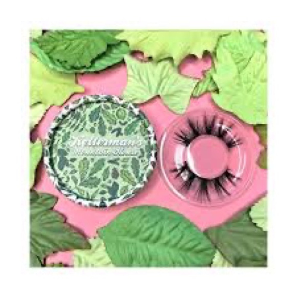 🍃SOLA LOOK- Dirty Dancing Kellerman’s Eye Lashes